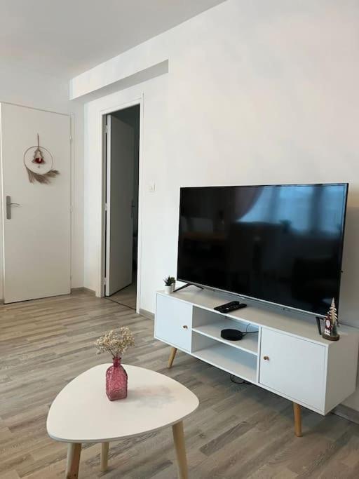 Gite La Perle Rose 50 M² Orchies Exterior photo